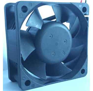 60 * 60 * 25 ventilateur axial à courant continu